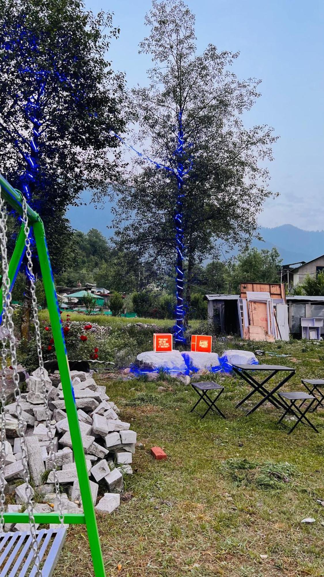 Himalayan Riverside Swiss Cottage Tents, Manali Екстериор снимка