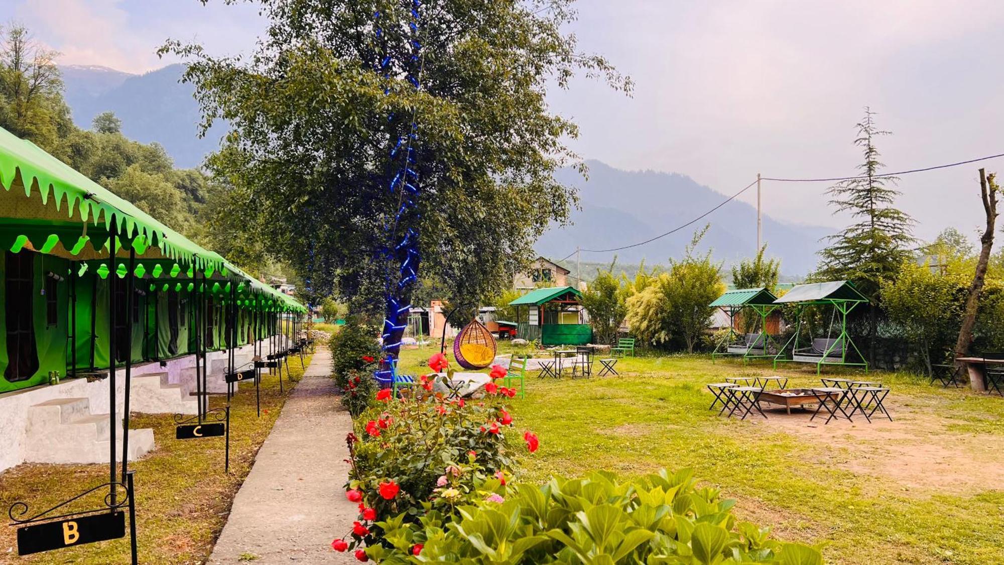 Himalayan Riverside Swiss Cottage Tents, Manali Екстериор снимка