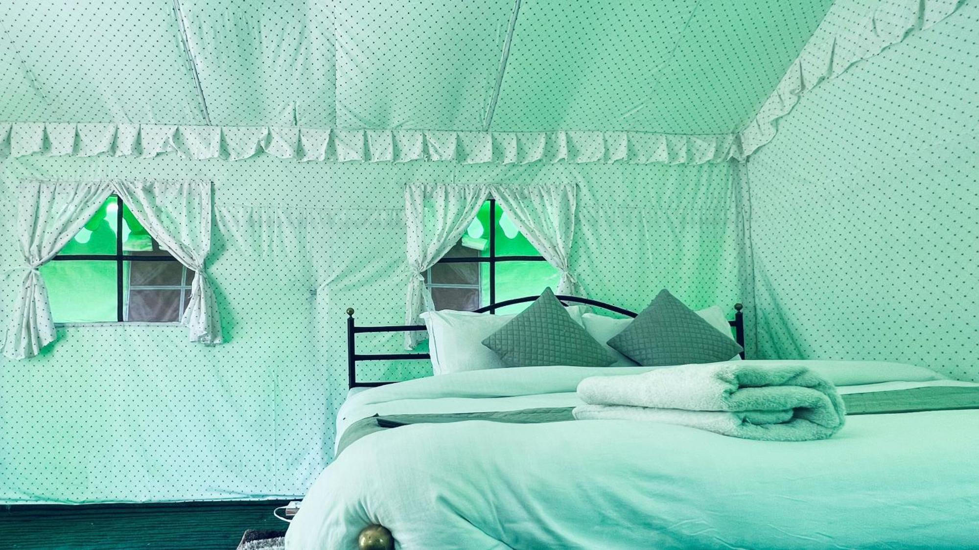 Himalayan Riverside Swiss Cottage Tents, Manali Екстериор снимка